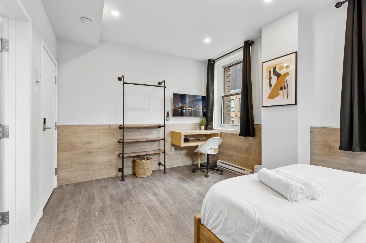 Le Sand & Stone Hotel Montreal Bagian luar foto