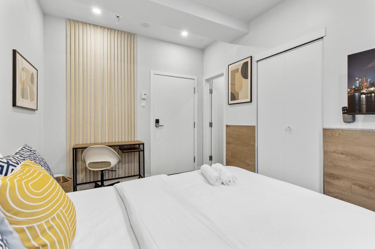 Le Sand & Stone Hotel Montreal Bagian luar foto