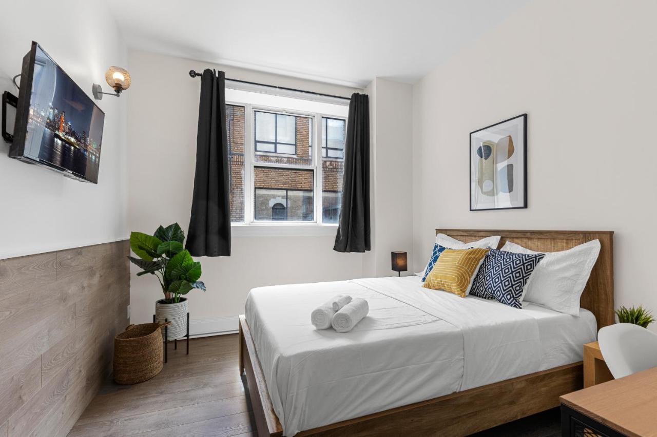 Le Sand & Stone Hotel Montreal Bagian luar foto