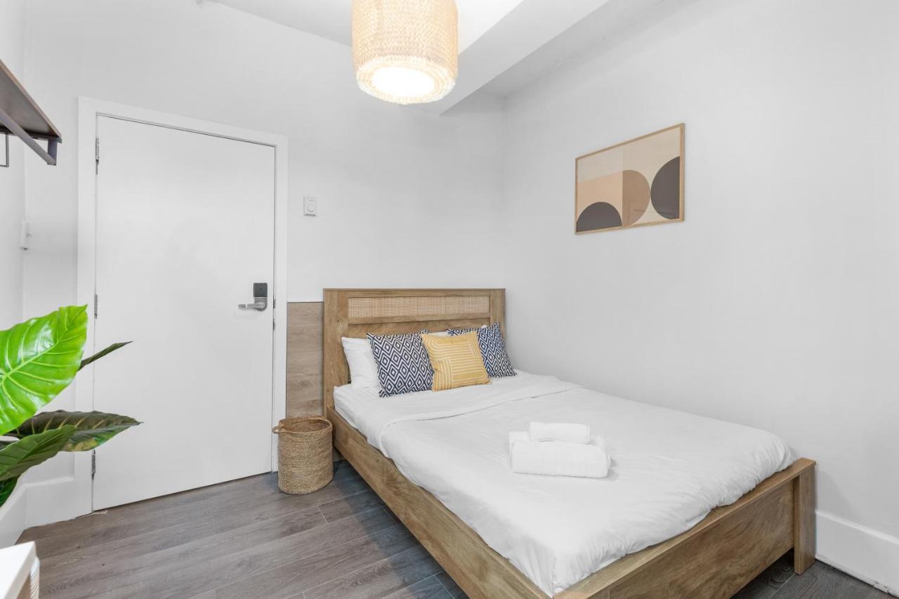 Le Sand & Stone Hotel Montreal Bagian luar foto